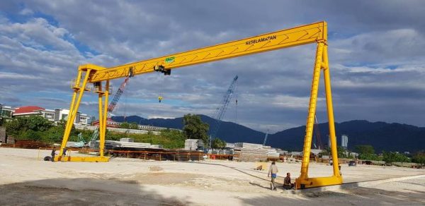 PORTAL CRANES