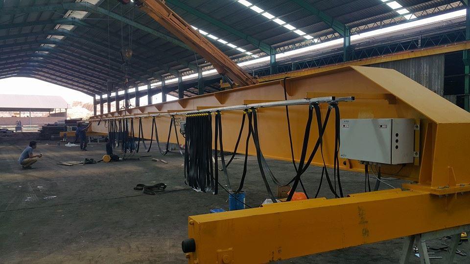 OVERHEAD CRANES