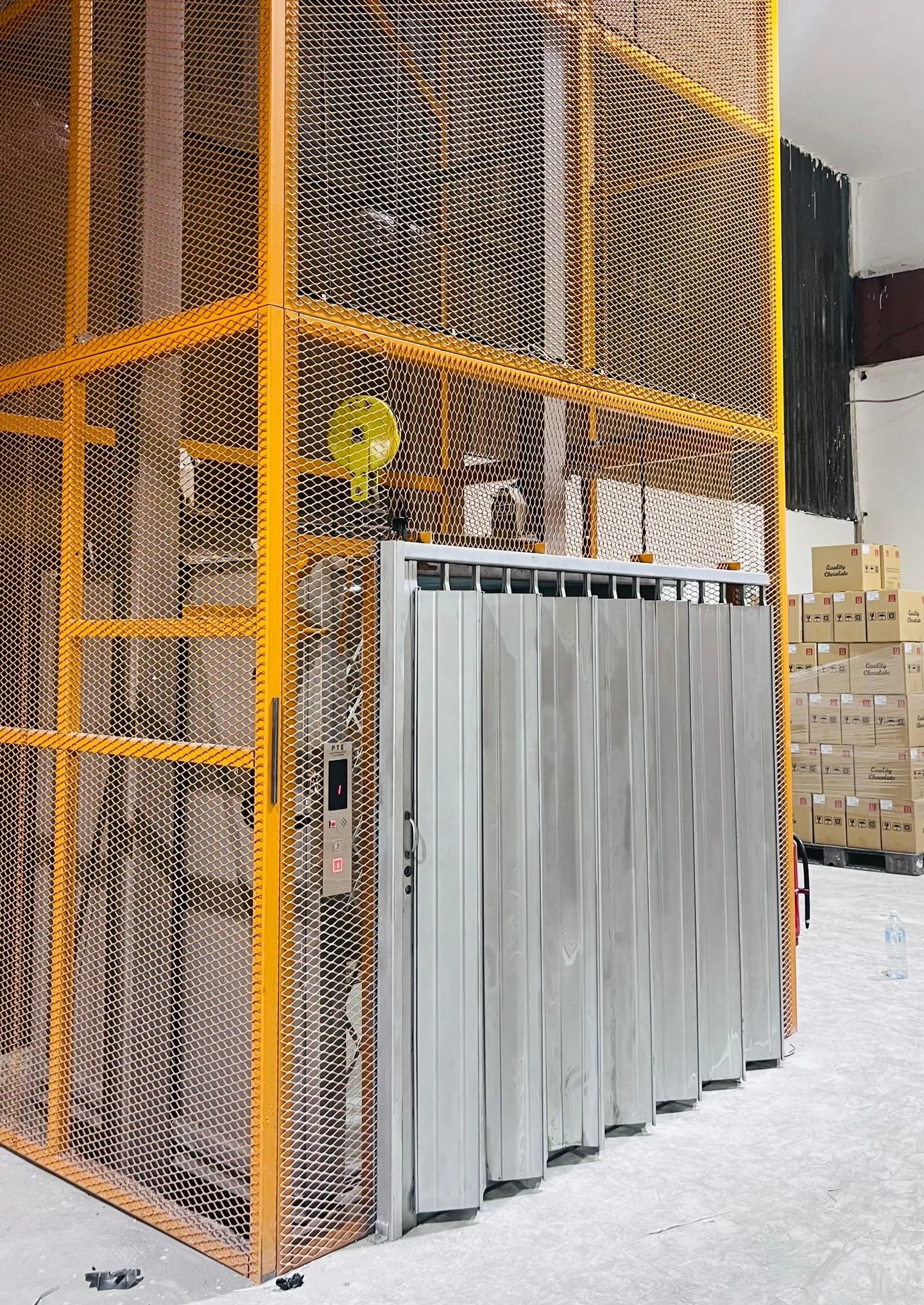 Steel Mesh Goods Hoist Installation Balakong